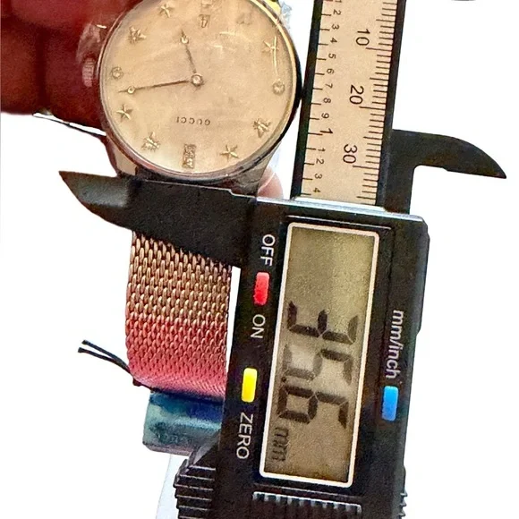 Gucci G Timeless Diamond Mother of Pearl Watch - Picture 10 of 10